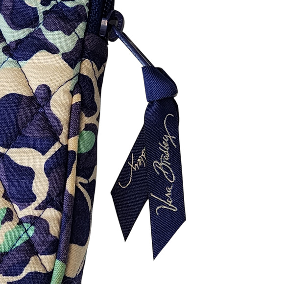 Vera‎ Bradley Cosmetic Case Blue White Green Floral 9"x7" Travel Vacation Clutch - Picture 4 of 9